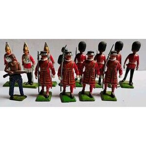 Vintage Lead Toy Soldier 13pc Lot Britains Ltd Stamped Foot Guards Zulu WWI WWII